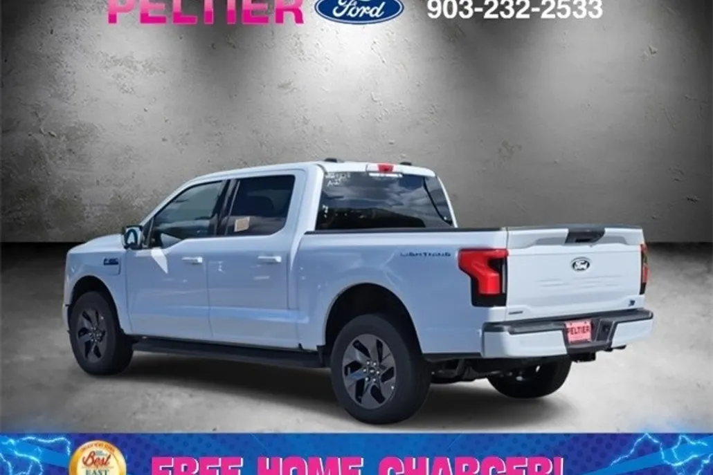 2025 Ford F-150 Lightning photo 1