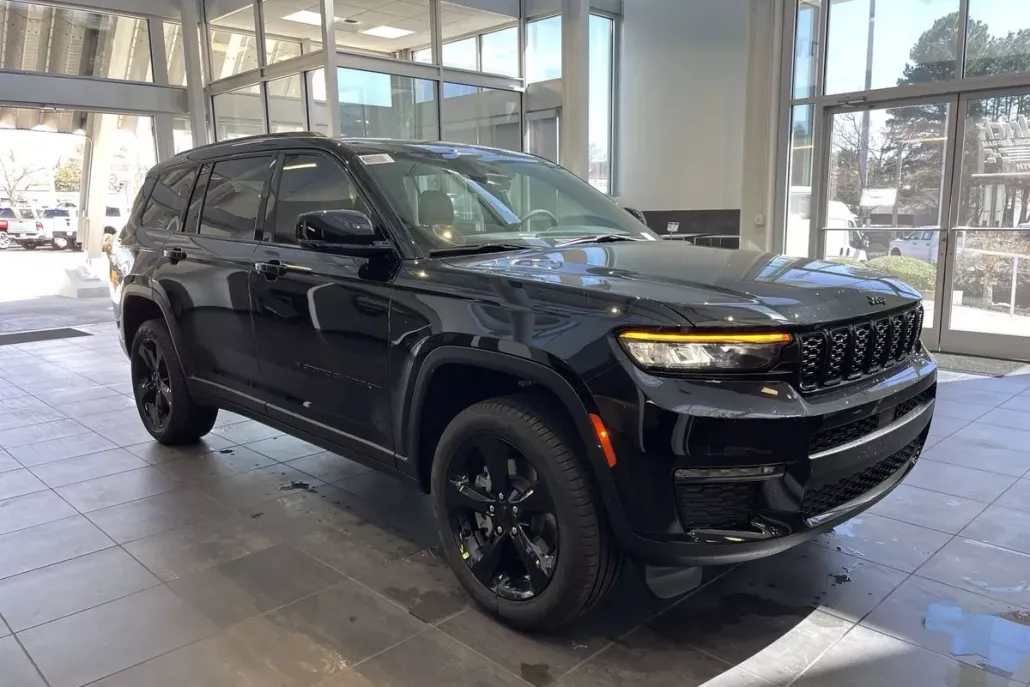 2025 Jeep Grand Cherokee Limited photo 1