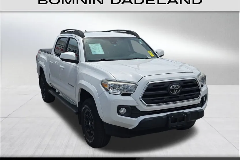 2019 Toyota Tacoma SR5 photo 1