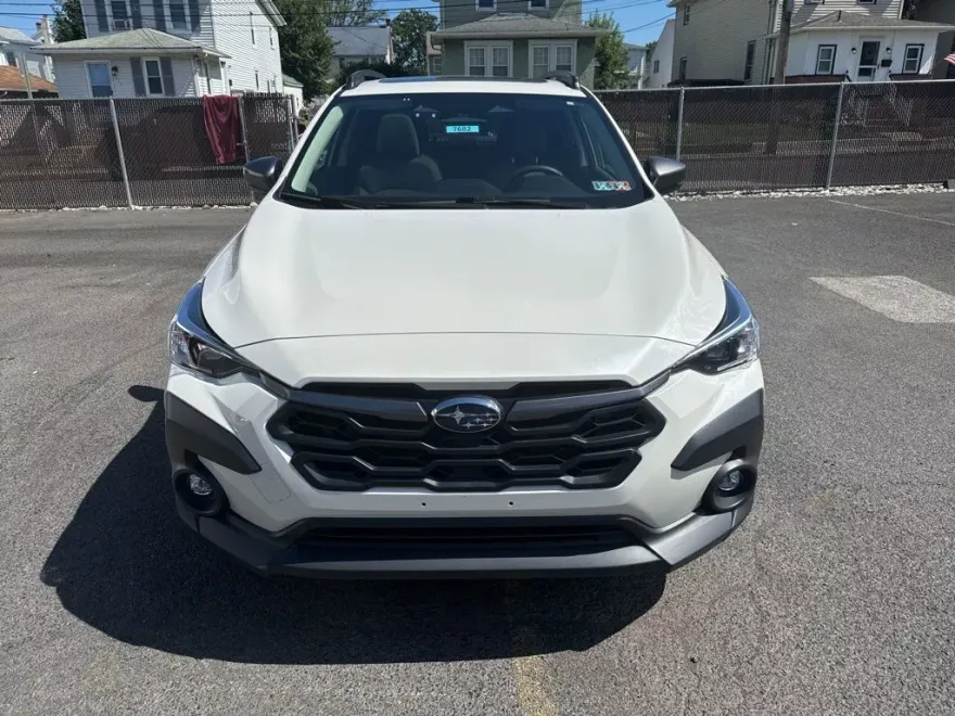 2024 Subaru Crosstrek Premium photo 1