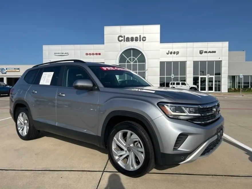 2022 Volkswagen Atlas V6 SE Technology photo 1