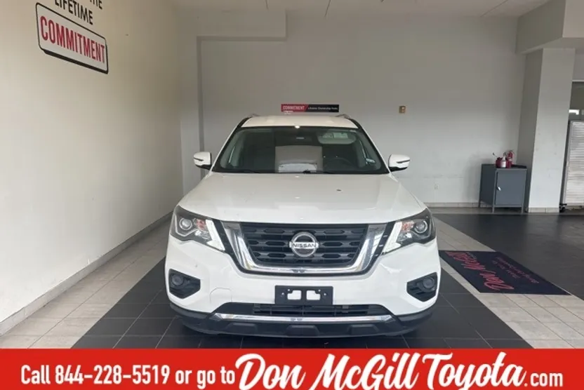 2020 Nissan Pathfinder S photo 1