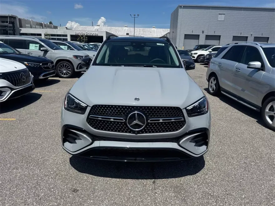 2025 Mercedes Benz GLE 350 4MATIC photo 1