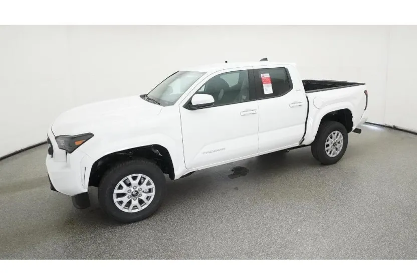 2025 Toyota Tacoma SR5 photo 1