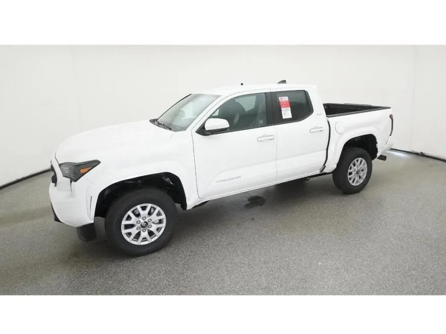 2025 Toyota Tacoma SR5 photo 1