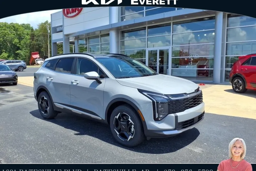 2026 Kia Sportage EX photo 1