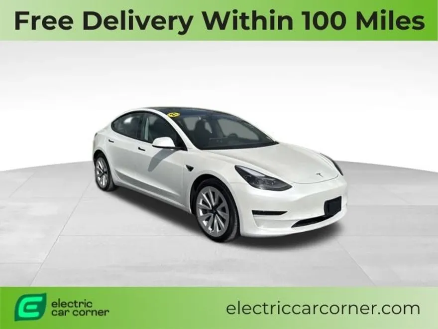 2021 Tesla Model 3 Standard Range Plus photo 1