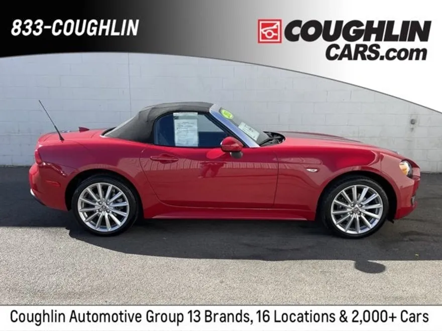 2019 Fiat 124 Spider Lusso photo 1