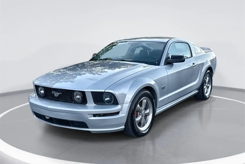 2006 Ford Mustang GT photo 1
