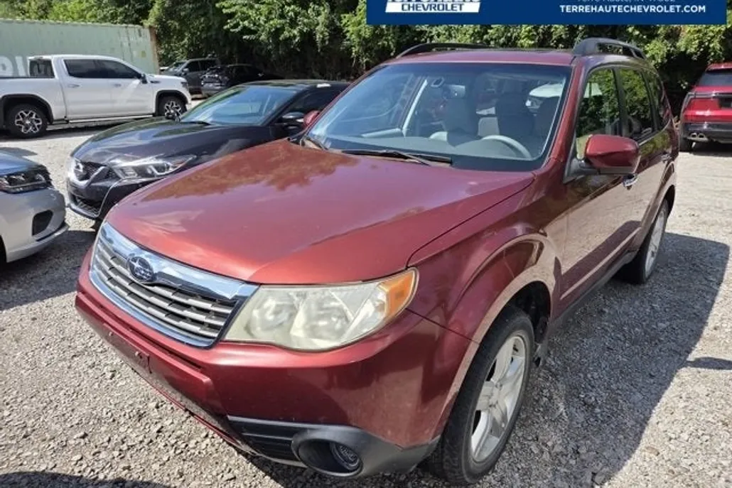 2010 Subaru Forester 2.5X Limited photo 1