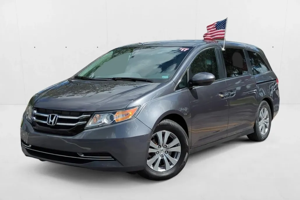 2017 Honda Odyssey EX-L photo 1