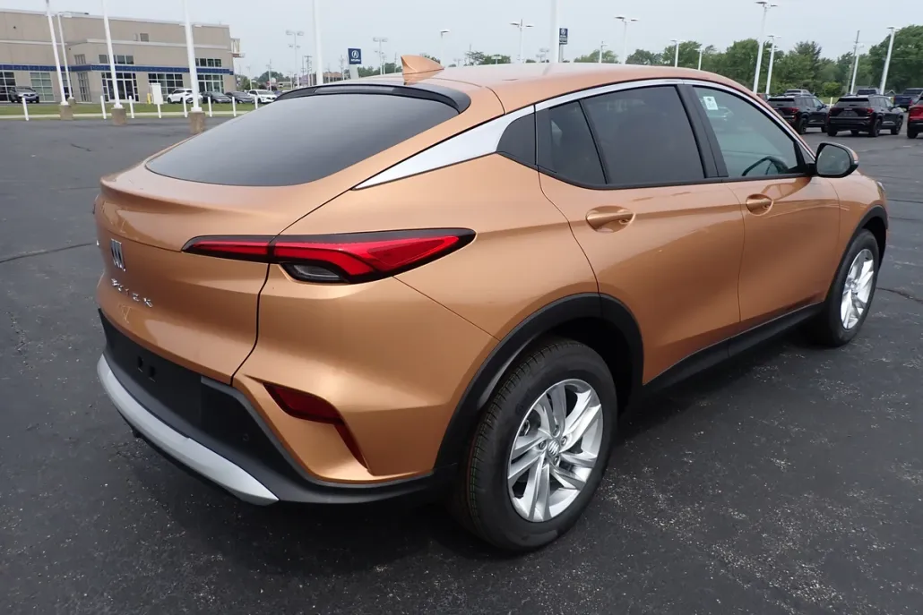 2025 Buick Envista Preferred photo 1