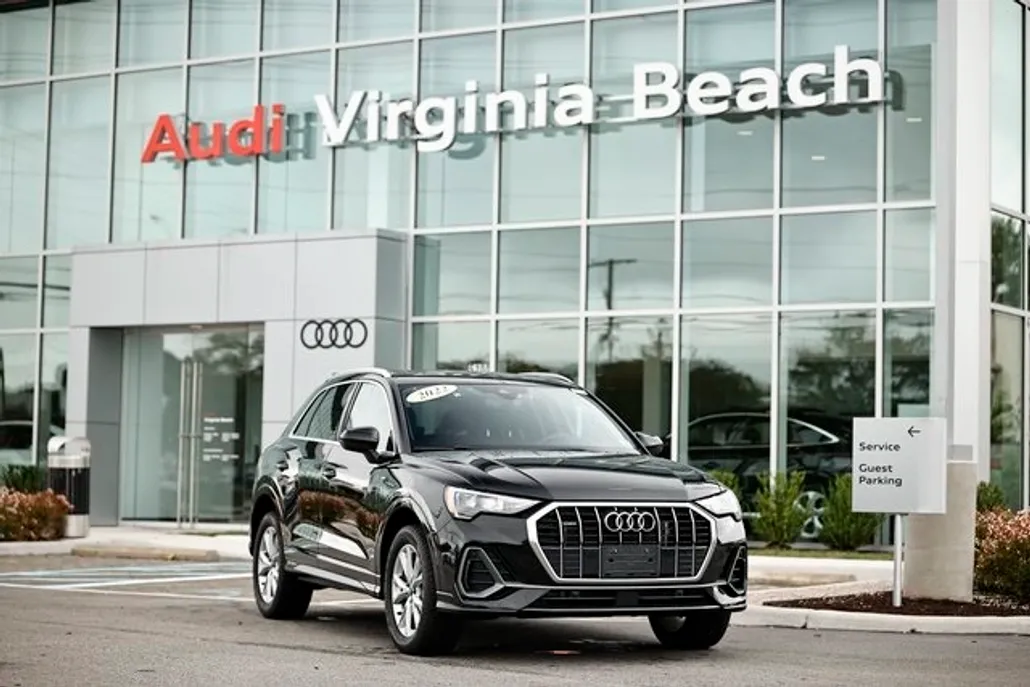 2022 Audi Q3 Premium S line photo 1