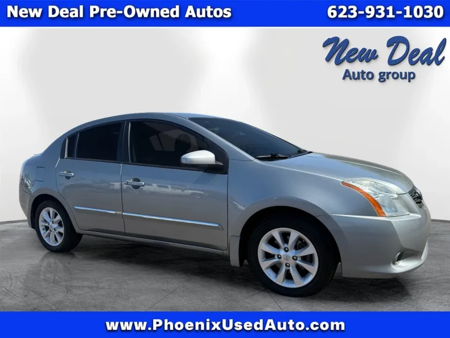 2011 Nissan Sentra 2.0 SL photo 1