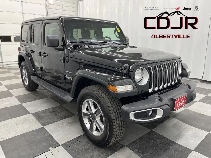 2020 Jeep Wrangler Unlimited Sahara photo 1