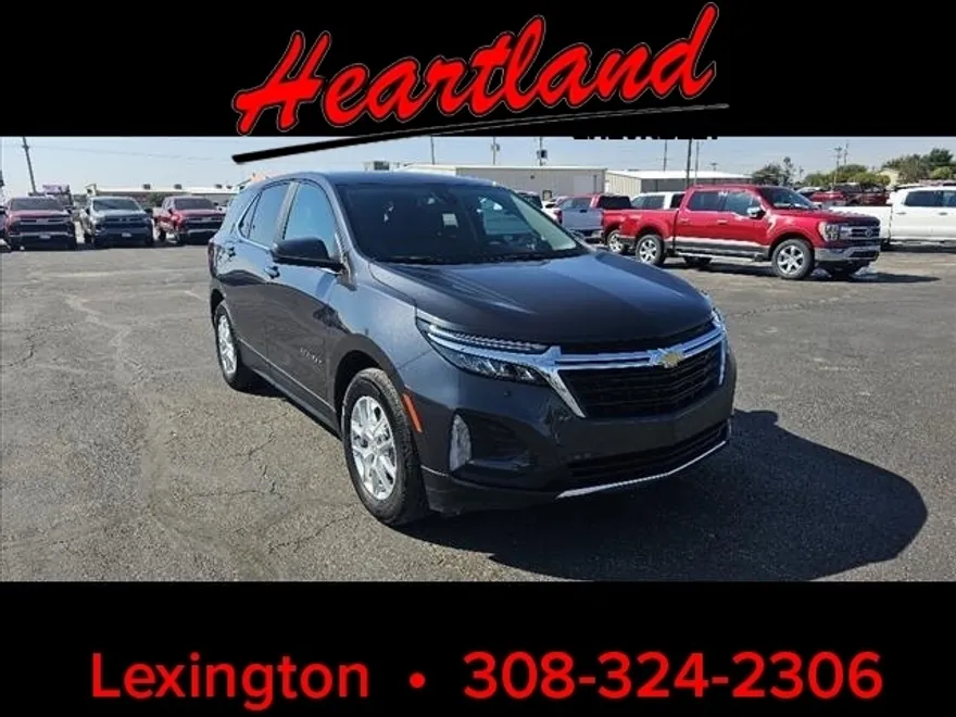2022 Chevrolet Equinox LT photo 1