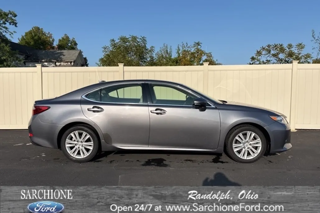 2015 Lexus ES 350 photo 1