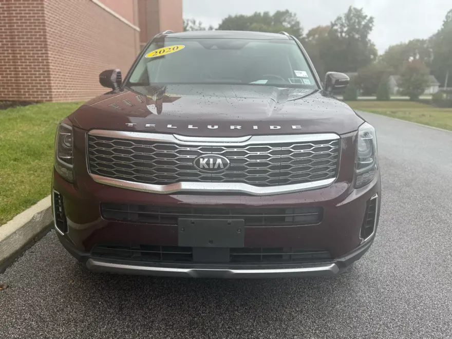 2020 Kia Telluride S photo 1