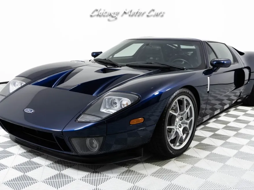 2005 Ford GT photo 1
