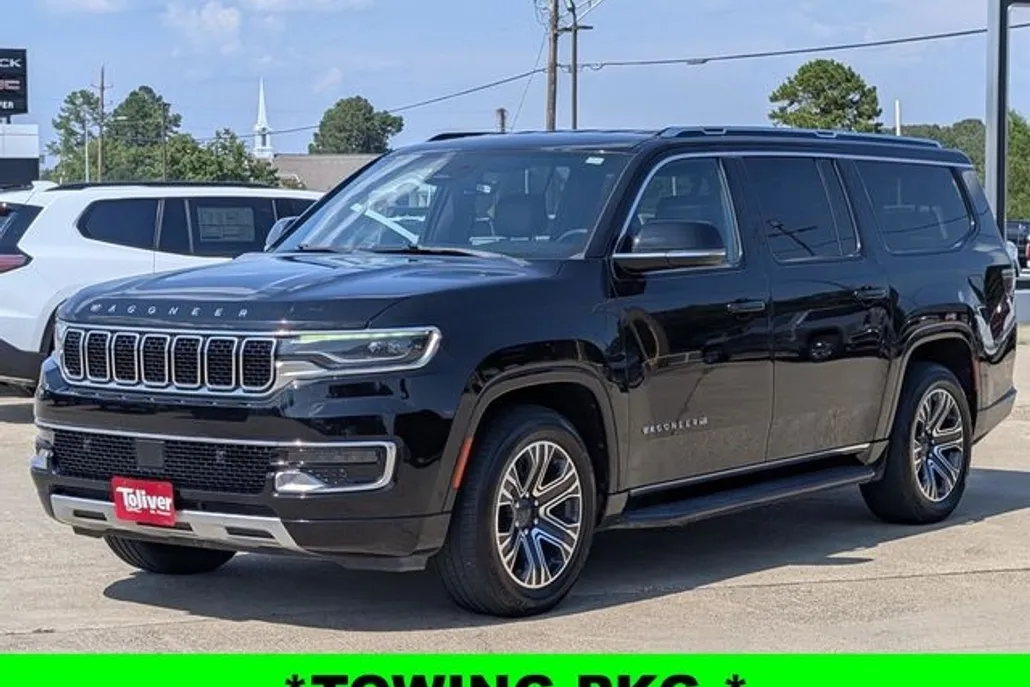 2023 Jeep Wagoneer L Series II photo 1