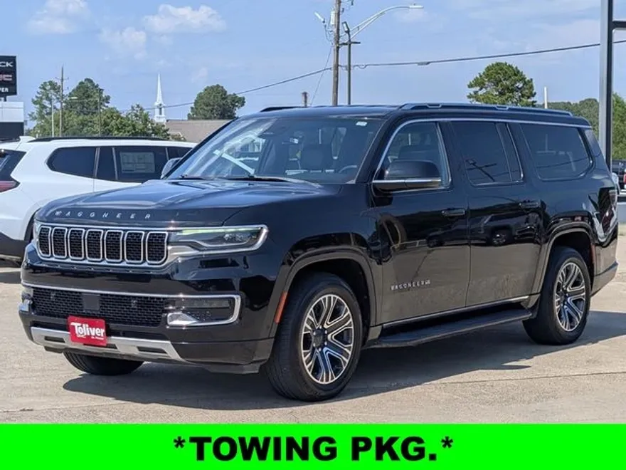 2023 Jeep Wagoneer L Series II photo 1