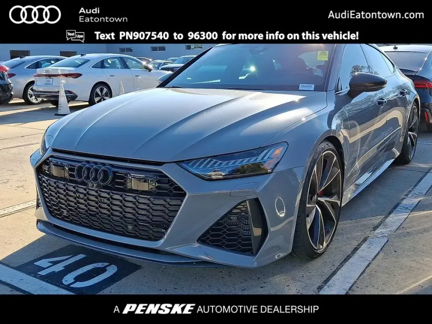 2023 Audi RS 7 Base photo 1