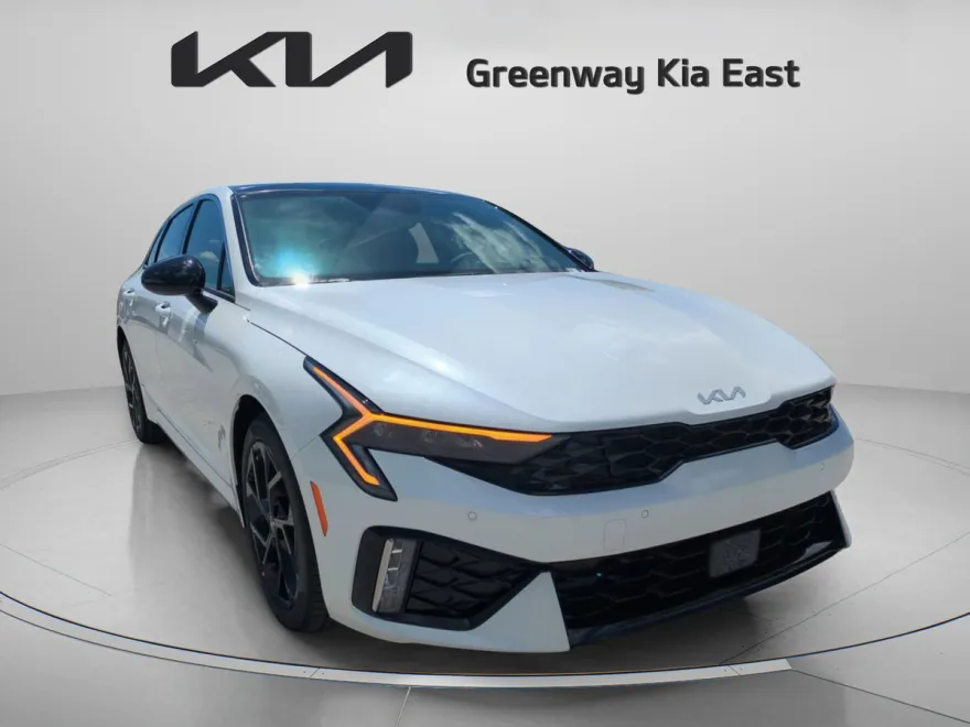 2026 Kia K5 GT-Line photo 1
