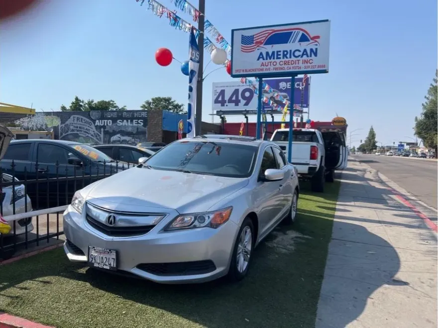 2013 Acura ILX 2.0L photo 1