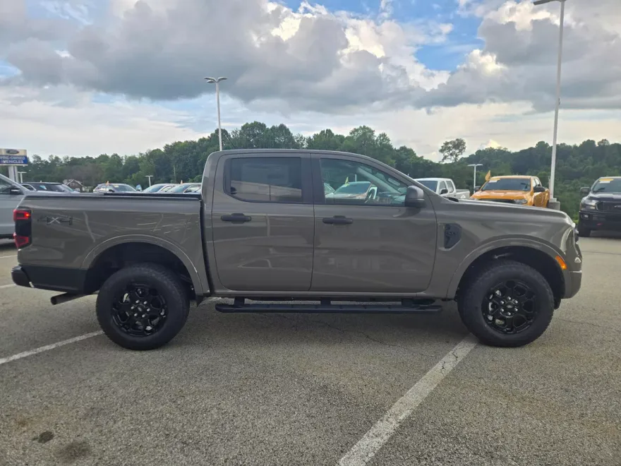 2025 Ford Ranger XLT photo 1