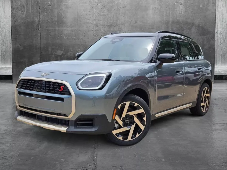 2025 Mini Countryman ALL4 Signature photo 1