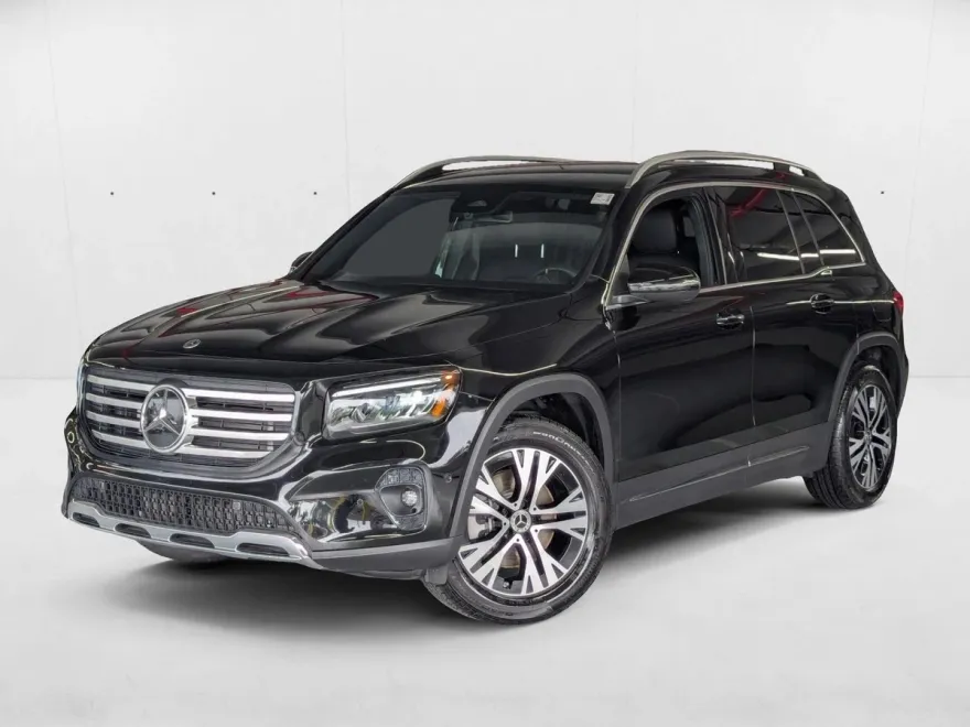 2025 Mercedes Benz GLB 250 photo 1