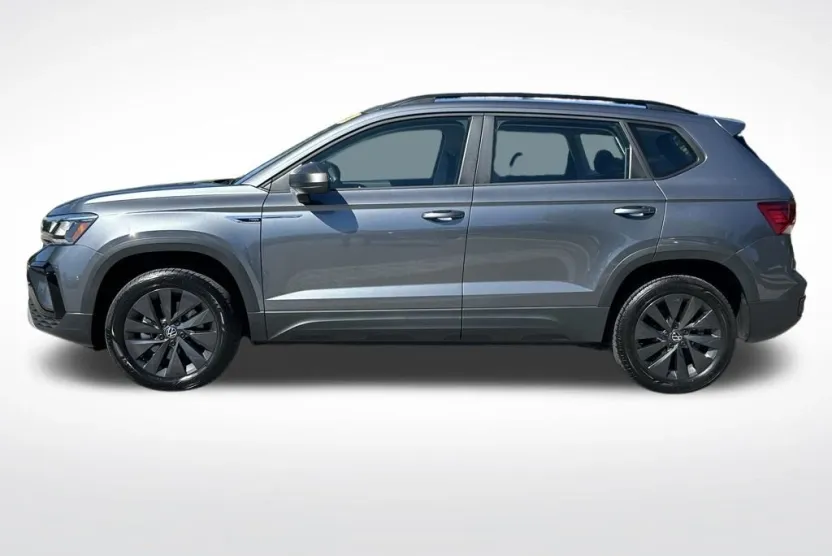 2023 Volkswagen Taos S photo 1