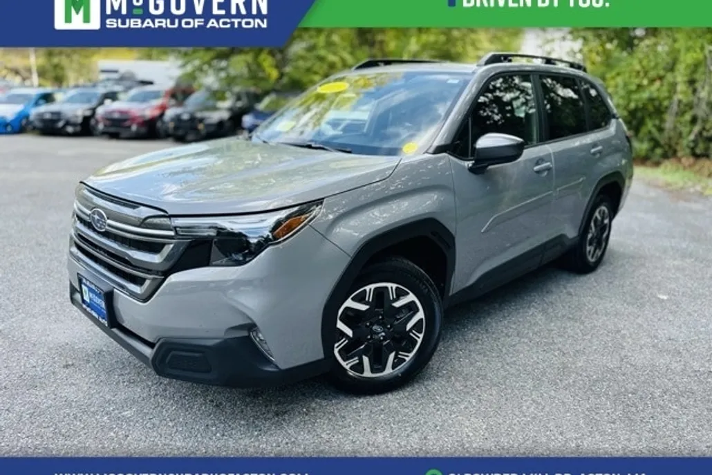 2025 Subaru Forester Premium photo 1