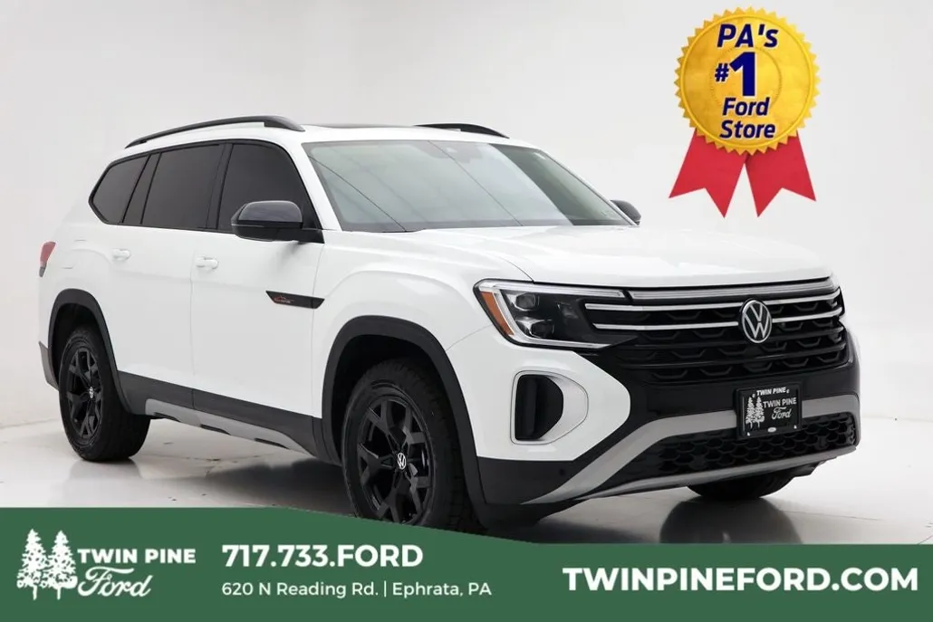 2025 Volkswagen Atlas Peak Edition photo 1