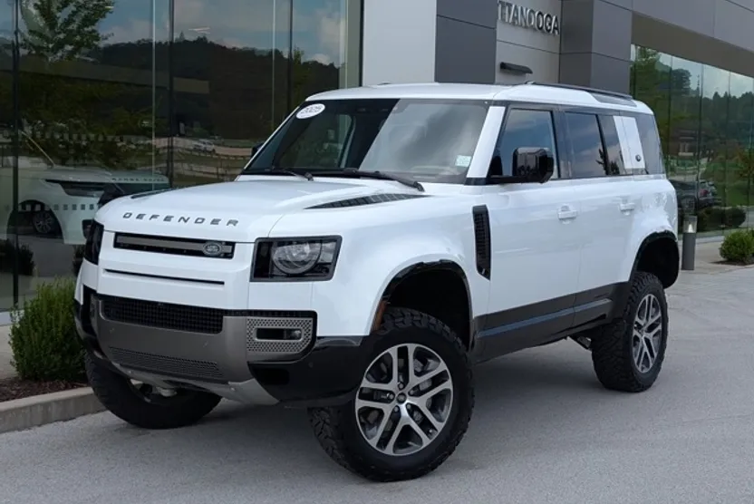 2025 Land Rover Defender 110 X-Dynamic SE photo 1