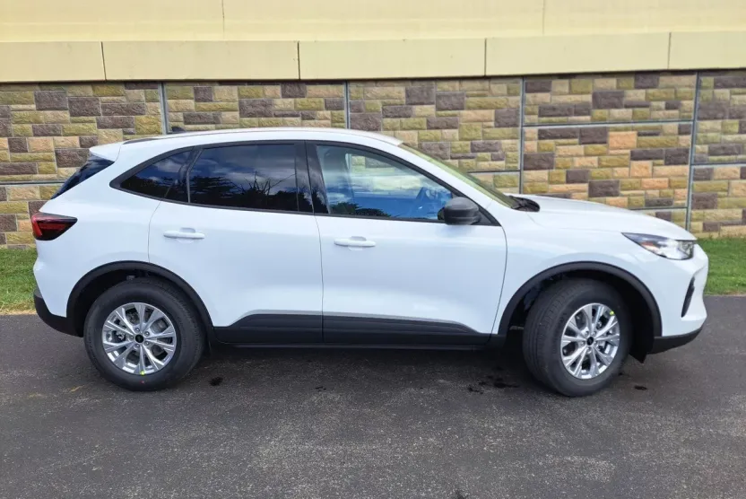 2026 Ford Escape Active photo 1