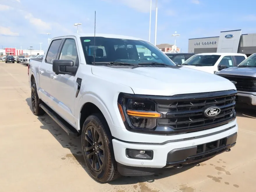 2025 Ford F-150 XLT photo 1