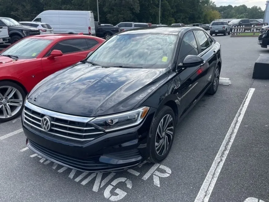 2021 Volkswagen Jetta SEL photo 1
