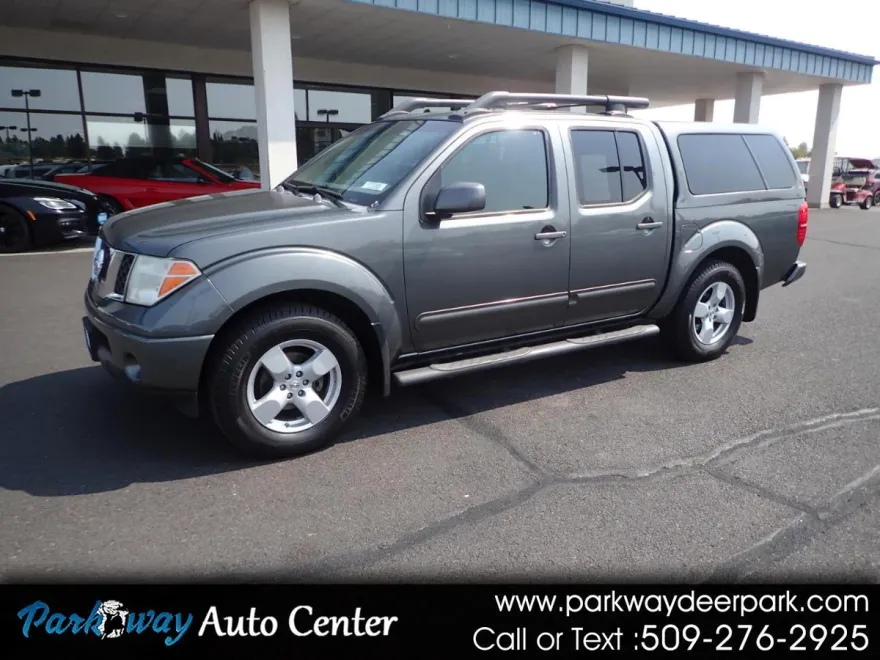 2006 Nissan Frontier LE Crew Cab photo 1