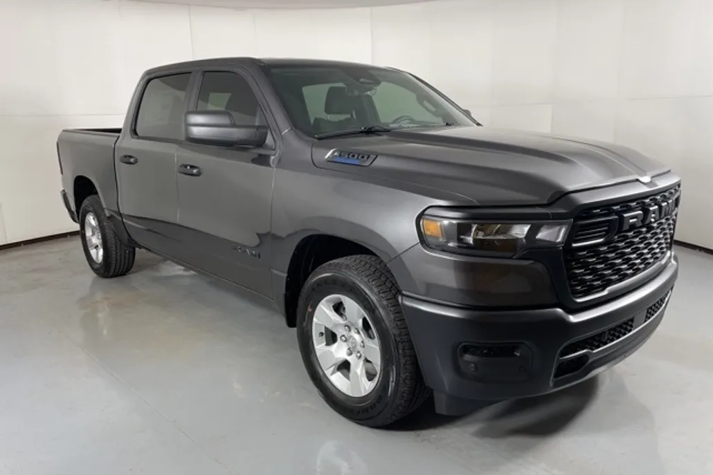 2025 Ram 1500 Tradesman photo 1