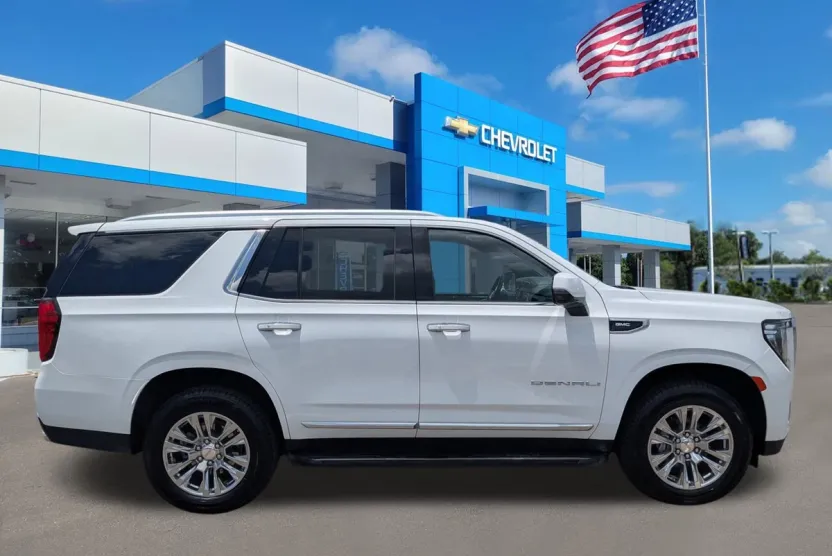 2023 Gmc Yukon Denali photo 1