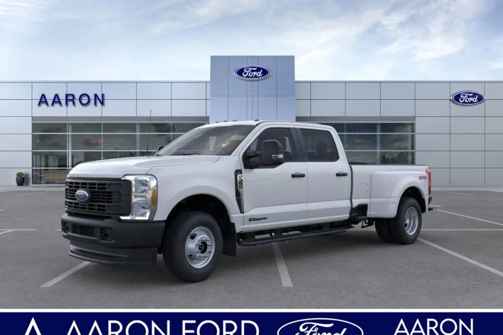 2025 Ford F-350 photo 1
