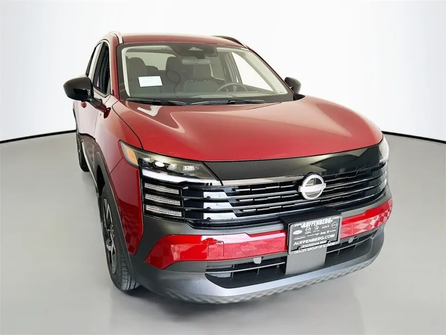2026 Nissan Kicks SV photo 1