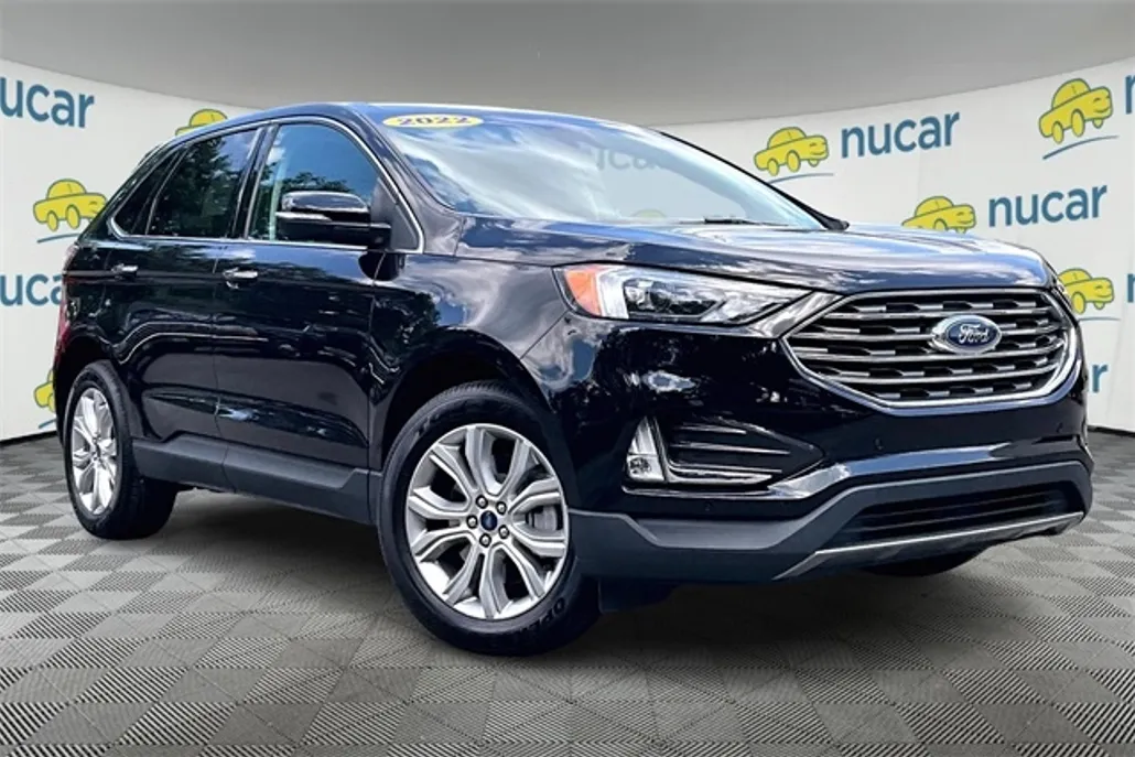 2021 Ford Edge SEL photo 1