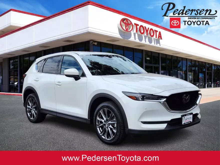 2021 Mazda CX-5 Signature photo 1