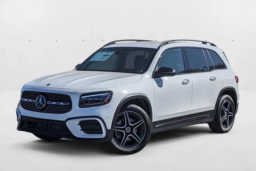 2024 Mercedes Benz GLB 250 photo 1