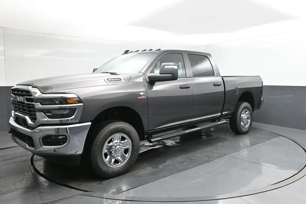 2025 Ram 2500 Tradesman photo 1