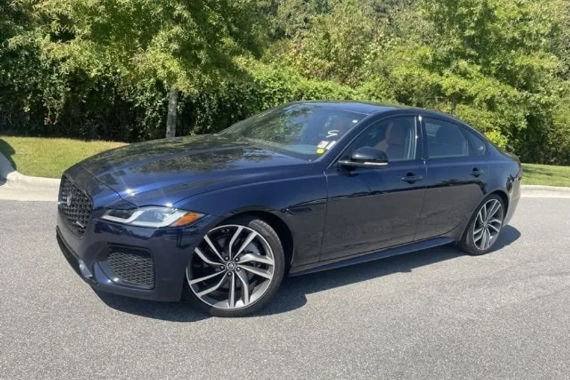 2024 Jaguar XF P300 R-Dynamic SE photo 1