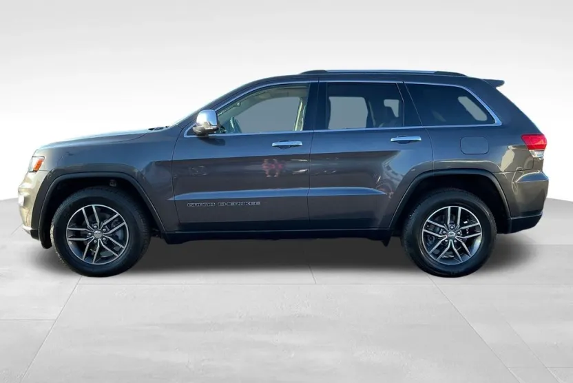 2017 Jeep Grand Cherokee Limited photo 1