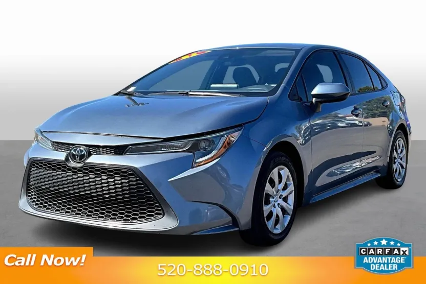 2021 Toyota Corolla LE photo 1